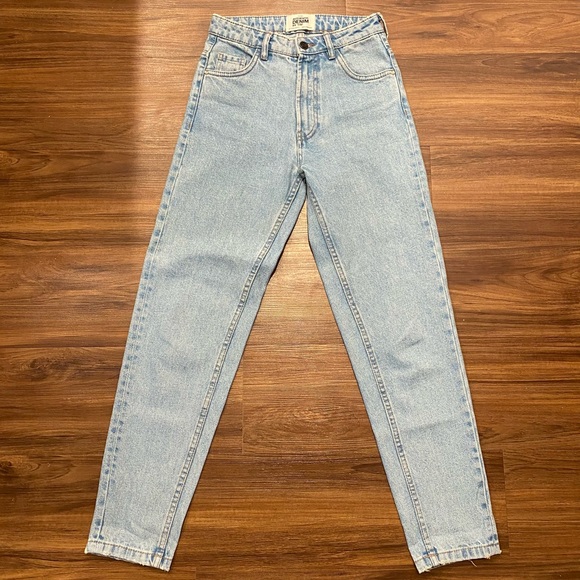 Women’s Zara Jeans - Picture 1 of 2